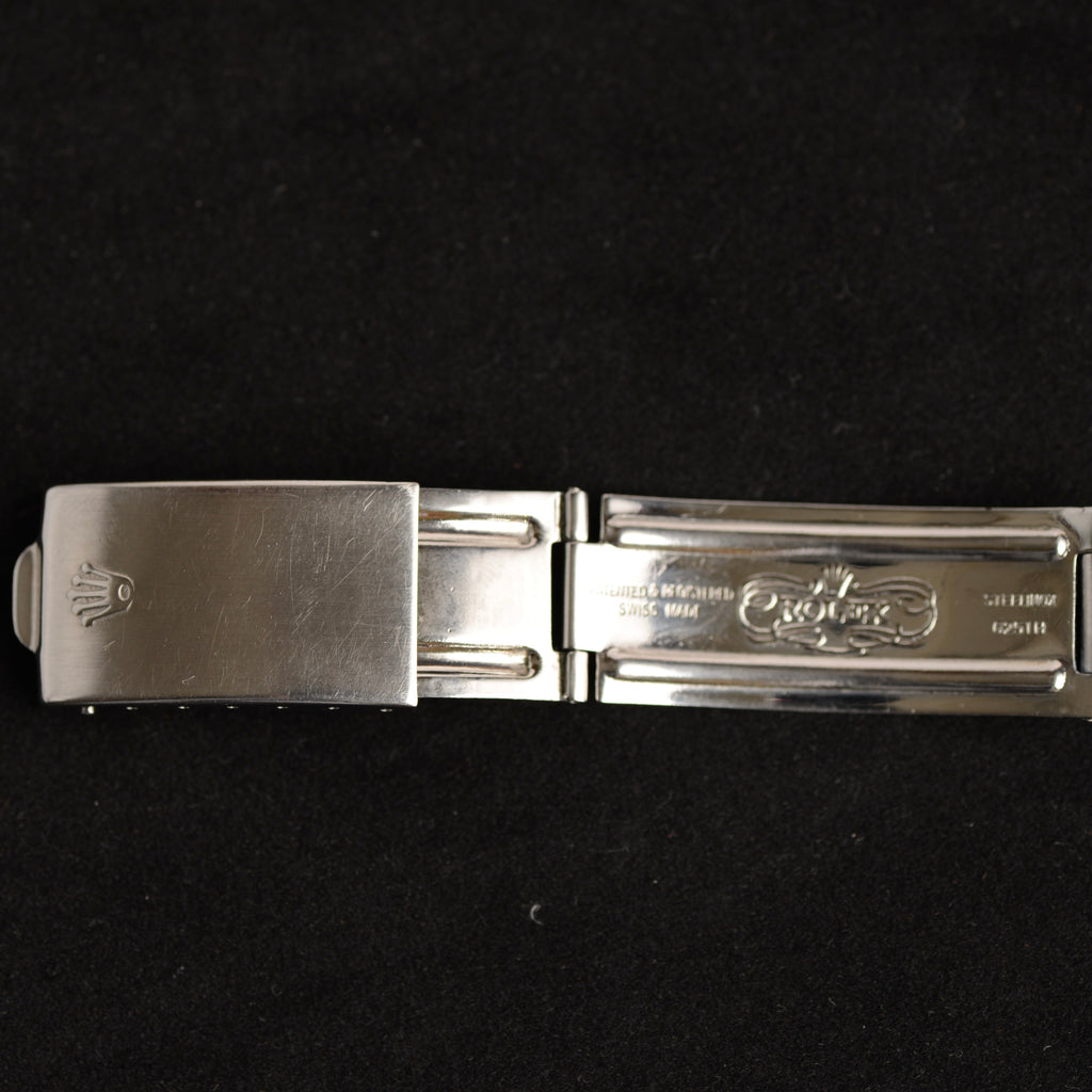 1966 Rolex Oyster Perpetual Date Ref. 1500 – Silver Dial, Fluted Bezel, Jubilee Bracelet