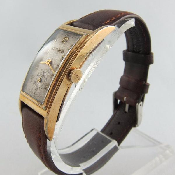 Vintage Bulova Men'S Curvex Watch - Ashton-Blakey Vintage Watches