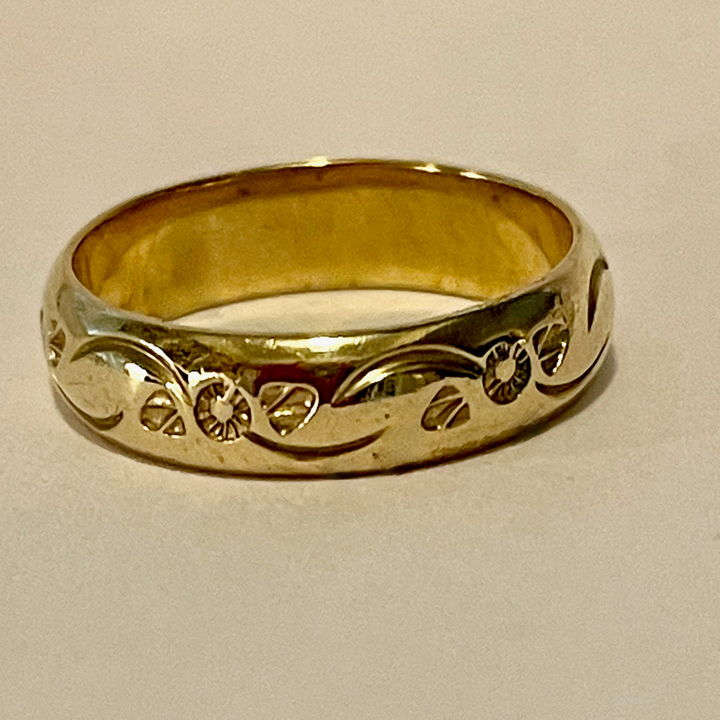 MAN'S ANTIQUE WEDDING BAND FROM 30'S