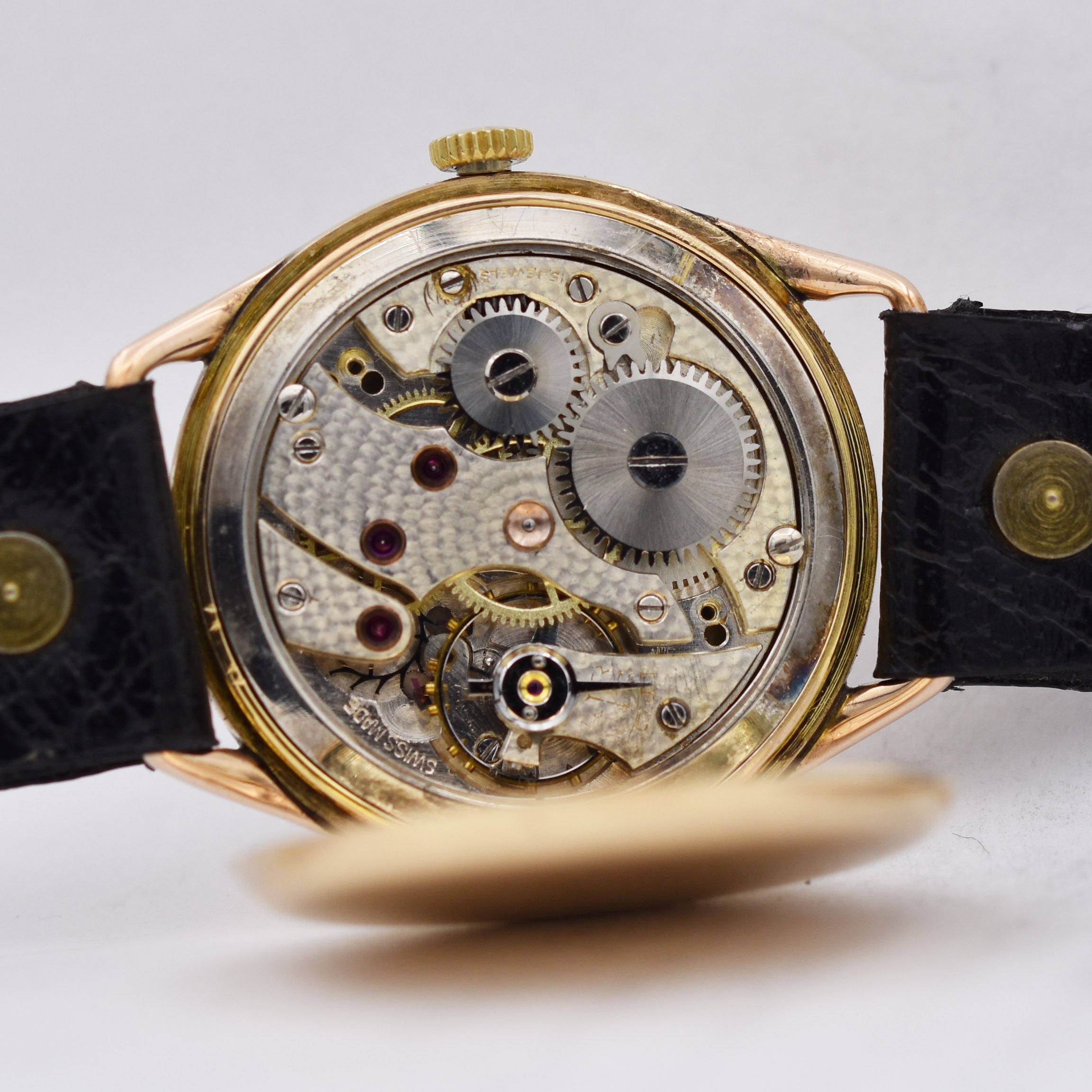 SWISS 9K GOLD WRIST WATCH Ashton-Blakey Vintage Watches