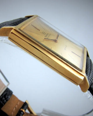 OMEGA solid 18K De Ville Vintage watch Vintage Watches - Ashton-Blakey Vintage Watches