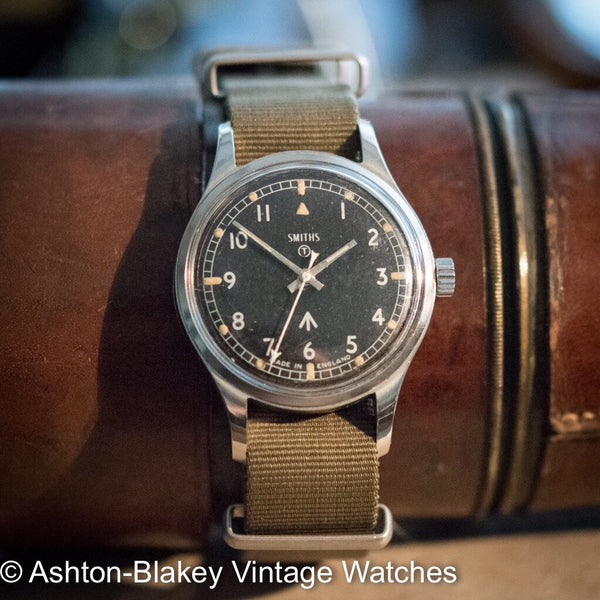 SMITHS  BRITISH  MILITARY Vintage Watch Vintage Watches - Ashton-Blakey Vintage Watches